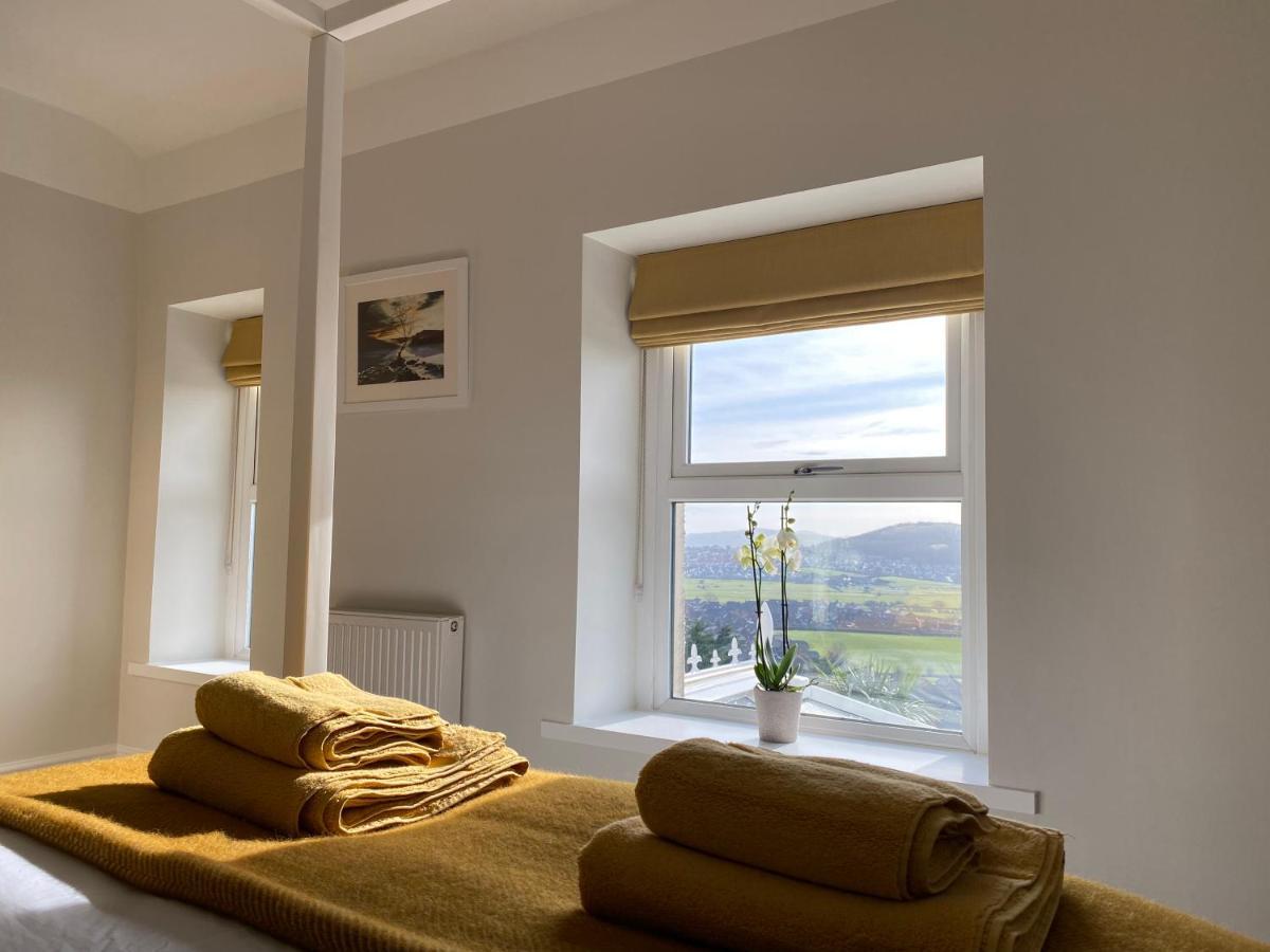 Llandudno Boutique Style Seaside Retreat With Stunning Views Villa โรส์-ออน-ซี ภายนอก รูปภาพ