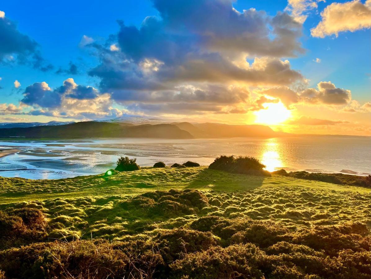 Llandudno Boutique Style Seaside Retreat With Stunning Views Villa โรส์-ออน-ซี ภายนอก รูปภาพ